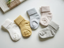 Load image into Gallery viewer, Socks